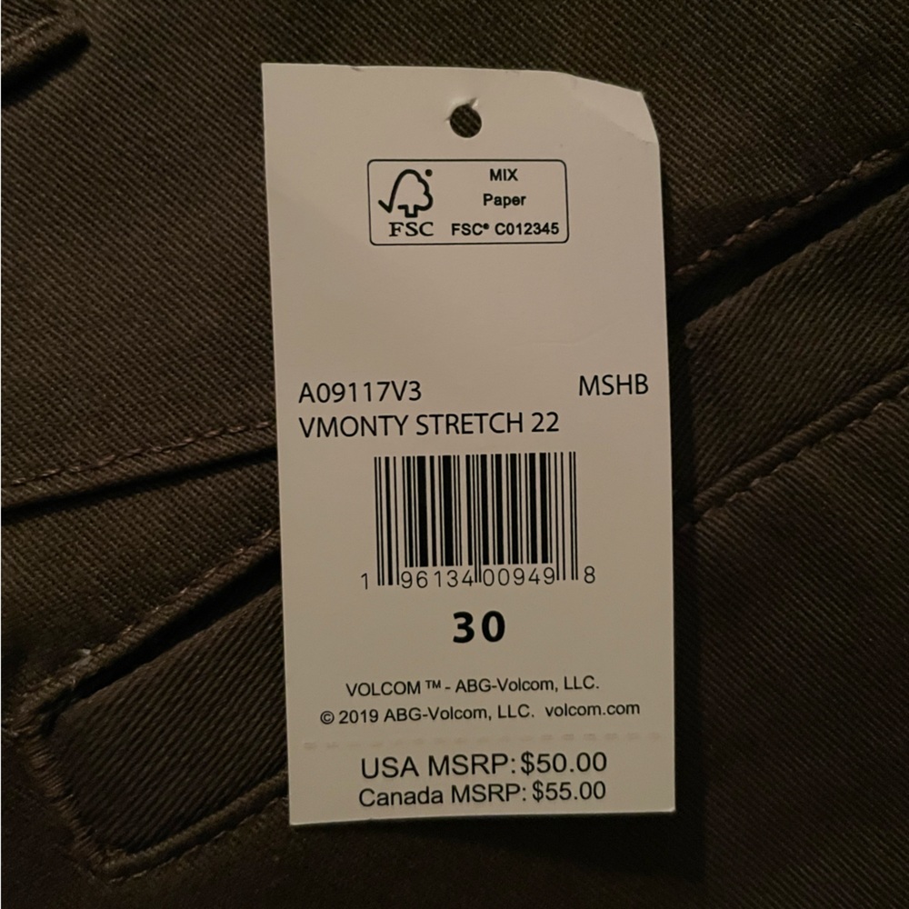 Volcom shorts - Picture 9 of 9